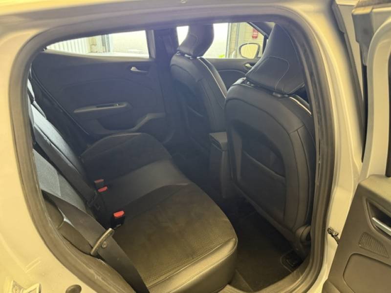 Renault Clio - Photo 24