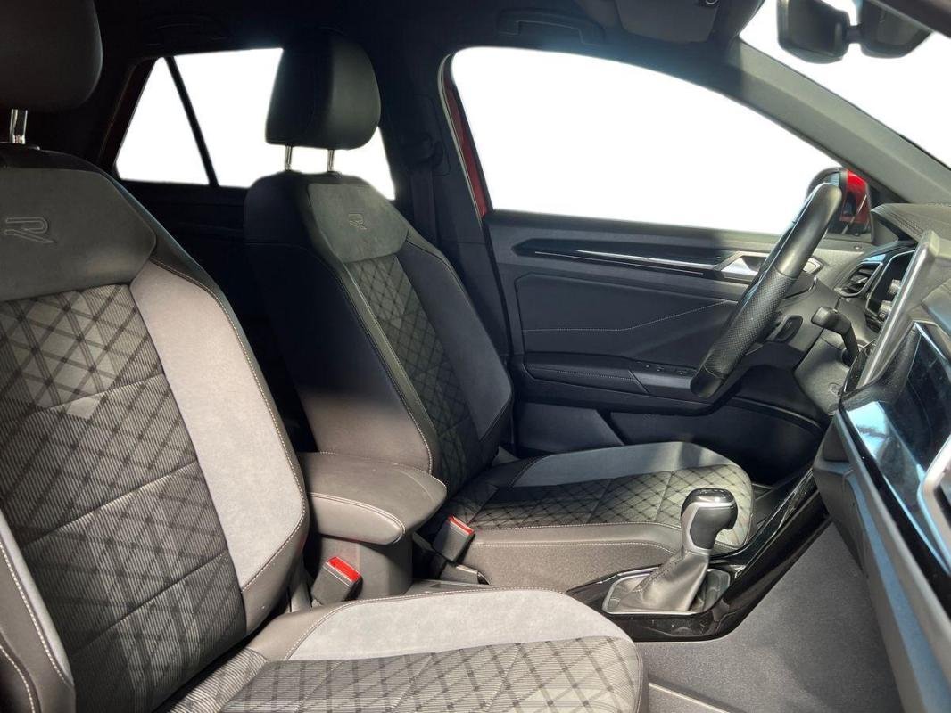 Volkswagen T-Roc - Photo 13