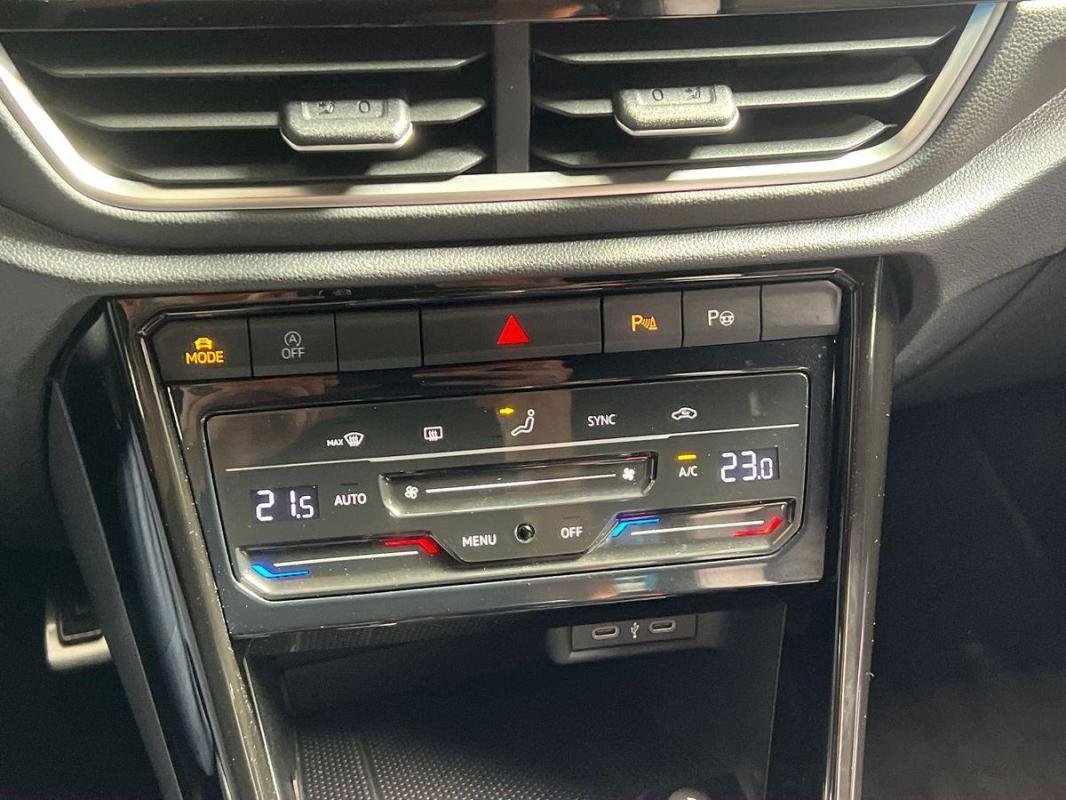 Volkswagen T-Roc - Photo 19