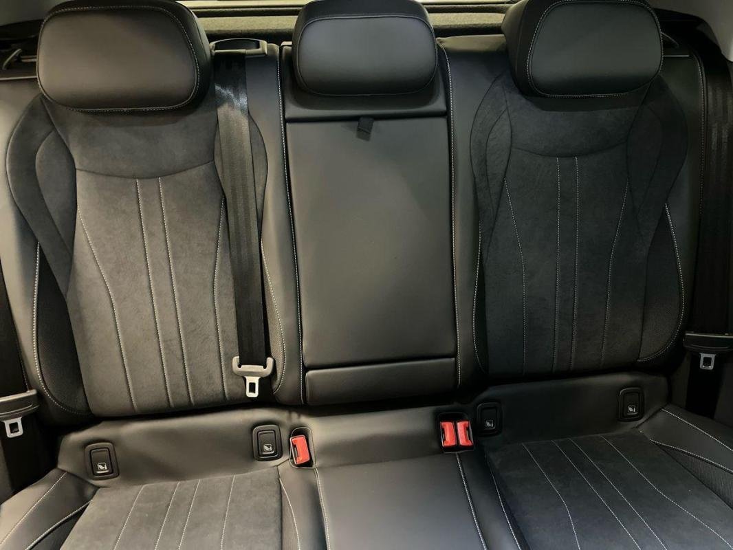 Volkswagen T-Roc - Photo 22