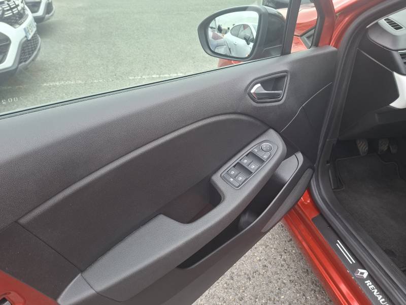 Renault Clio - Photo 9