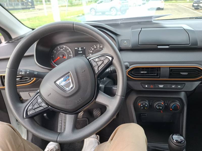 Dacia Sandero - Photo 18