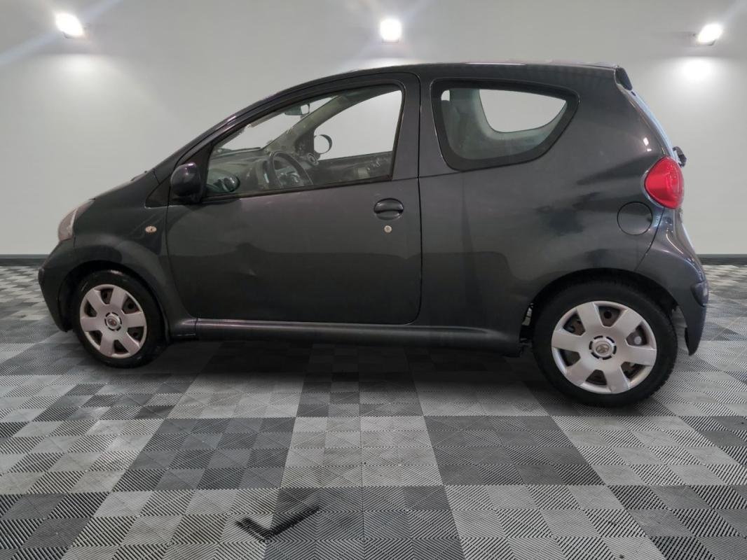 Toyota Aygo - Photo 4