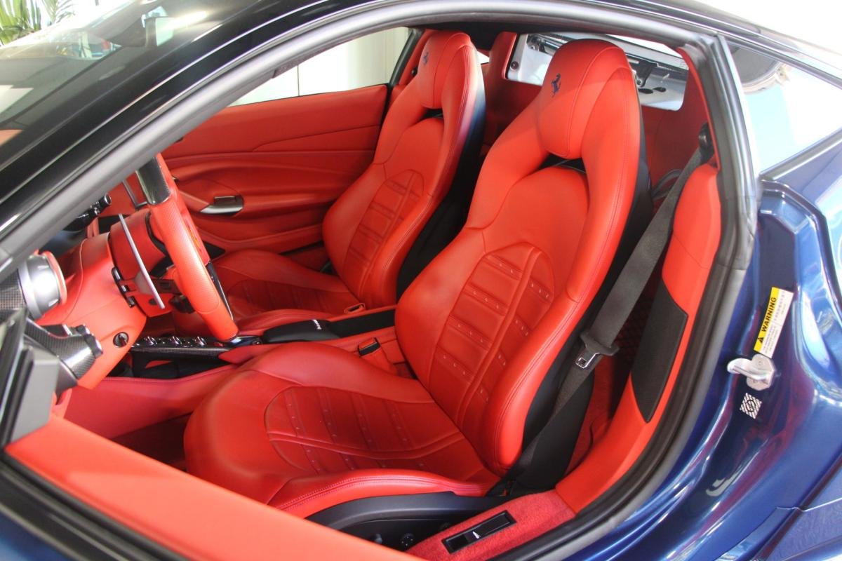 Ferrari F8 Tributo - Photo 12