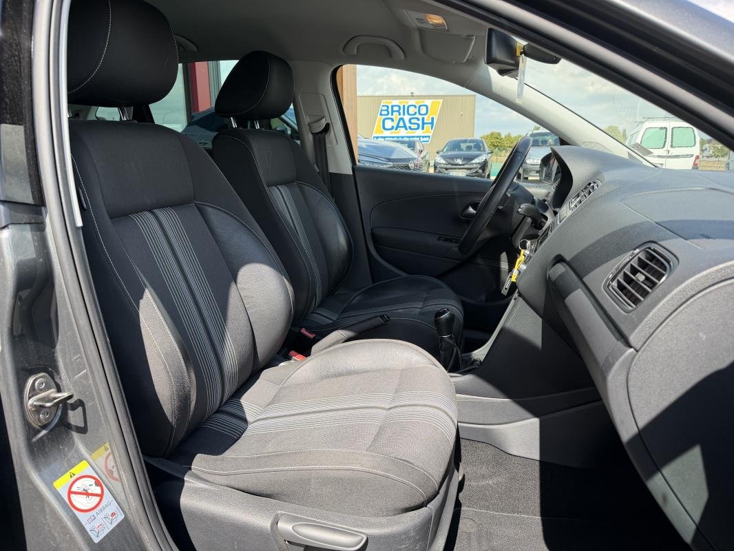 Volkswagen Polo - Photo 14