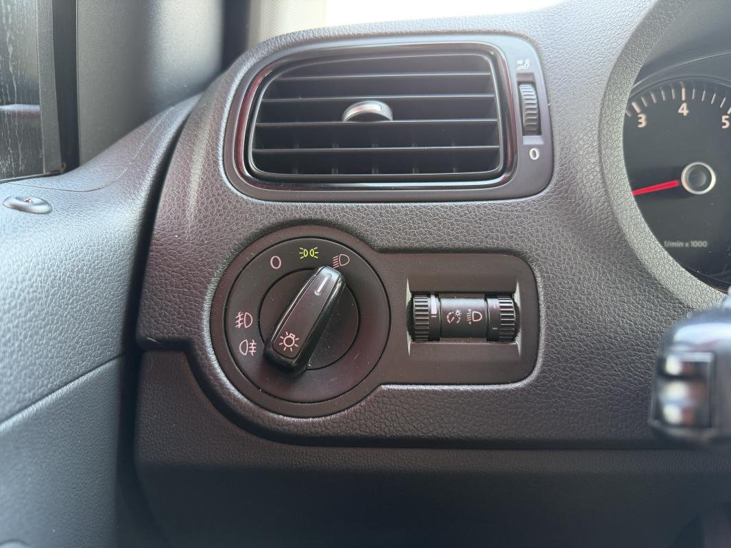 Volkswagen Polo - Photo 22