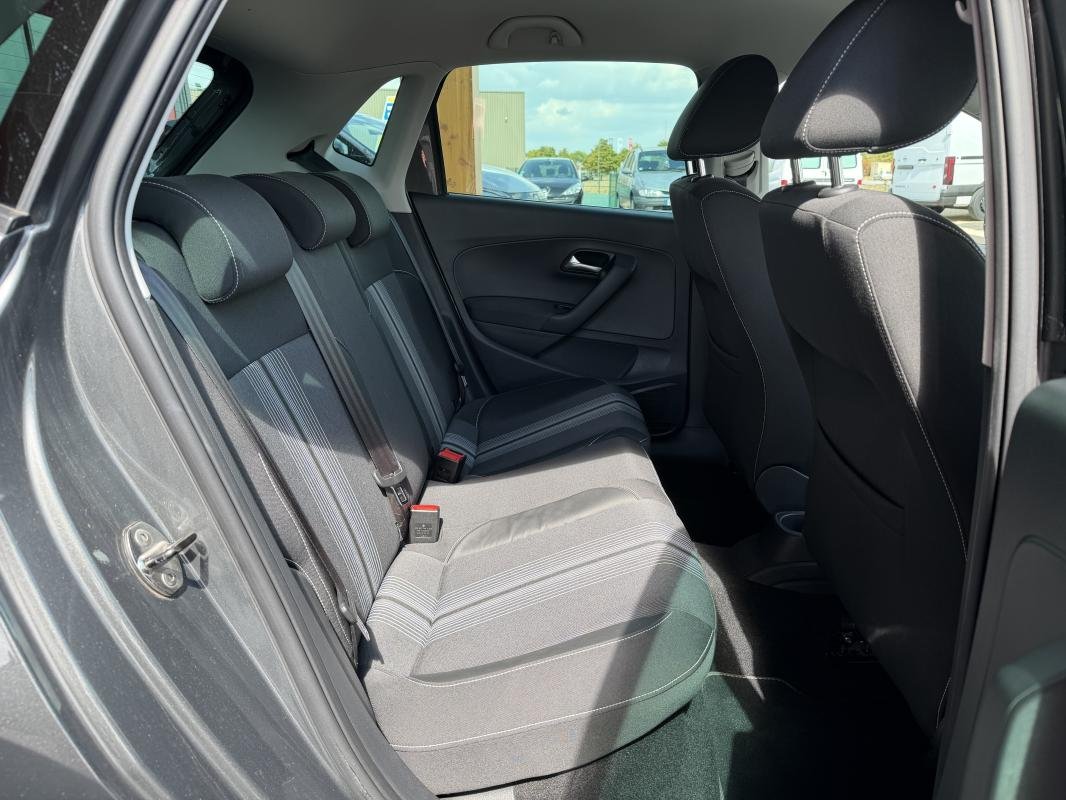 Volkswagen Polo - Photo 26