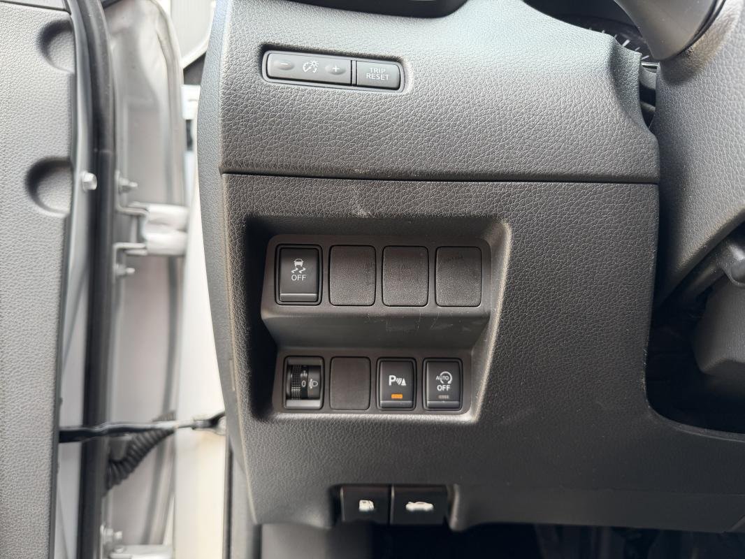 Nissan X-Trail - Photo 24