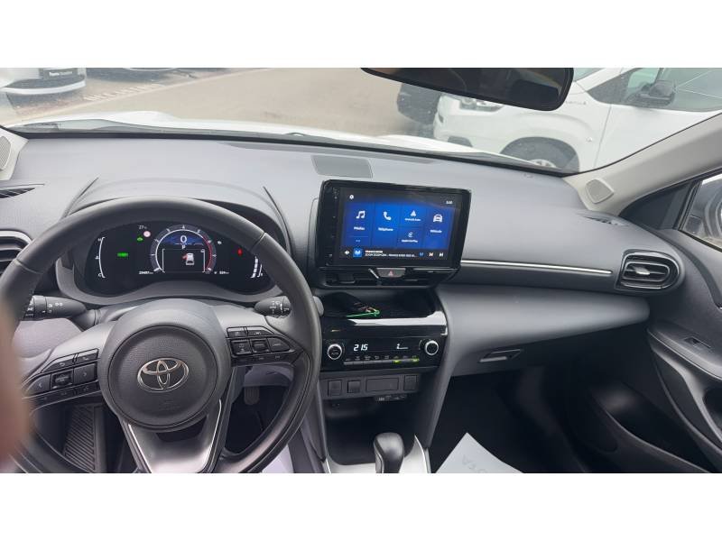 Toyota Yaris - Photo 11
