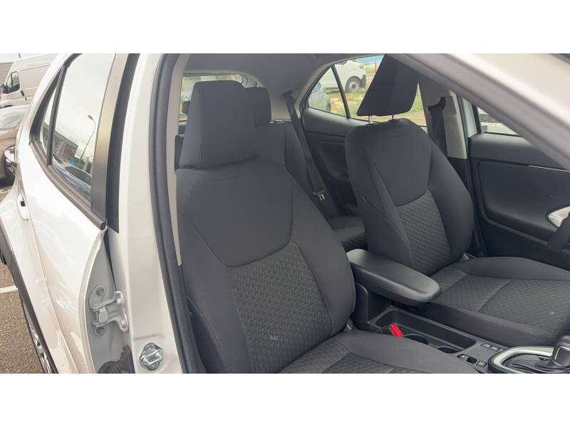 Toyota Yaris - Photo 12