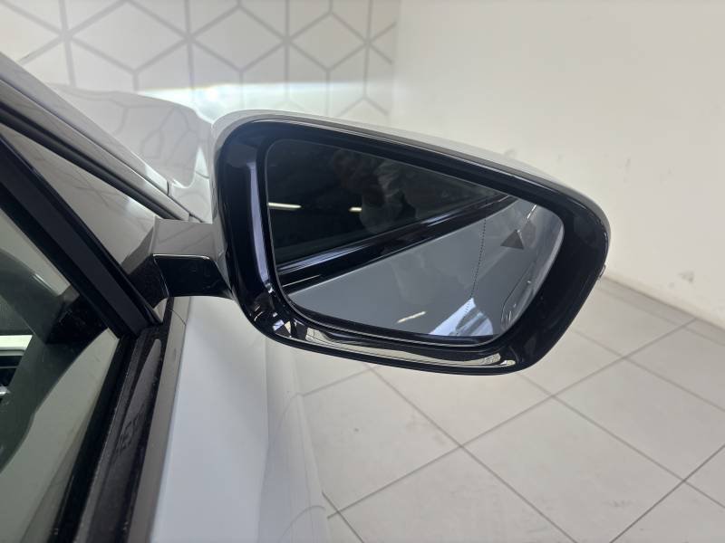 BMW i4 - Photo 24