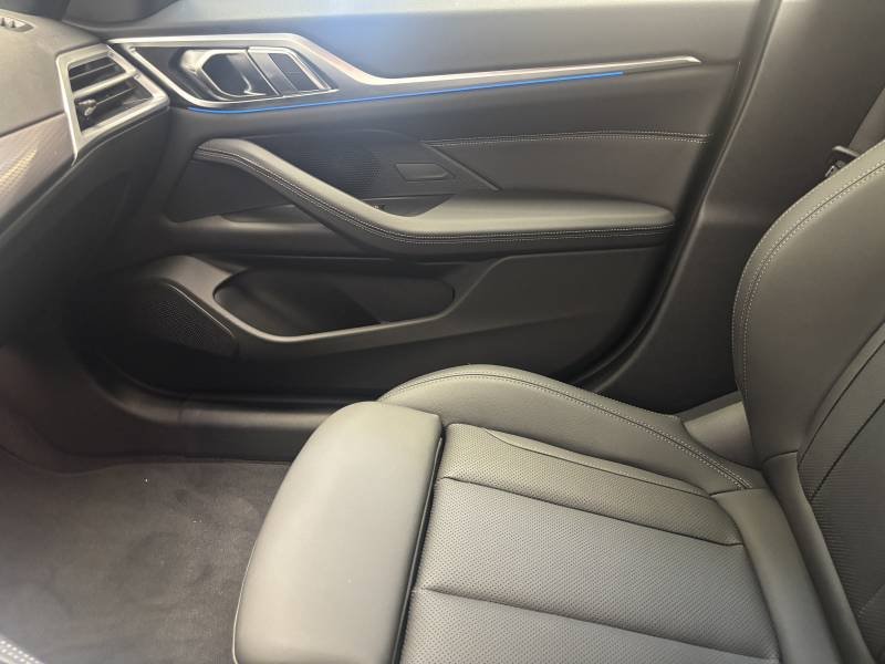 BMW i4 - Photo 28
