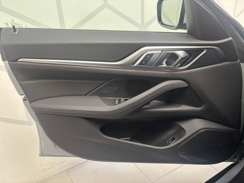 BMW i4 - Photo 48