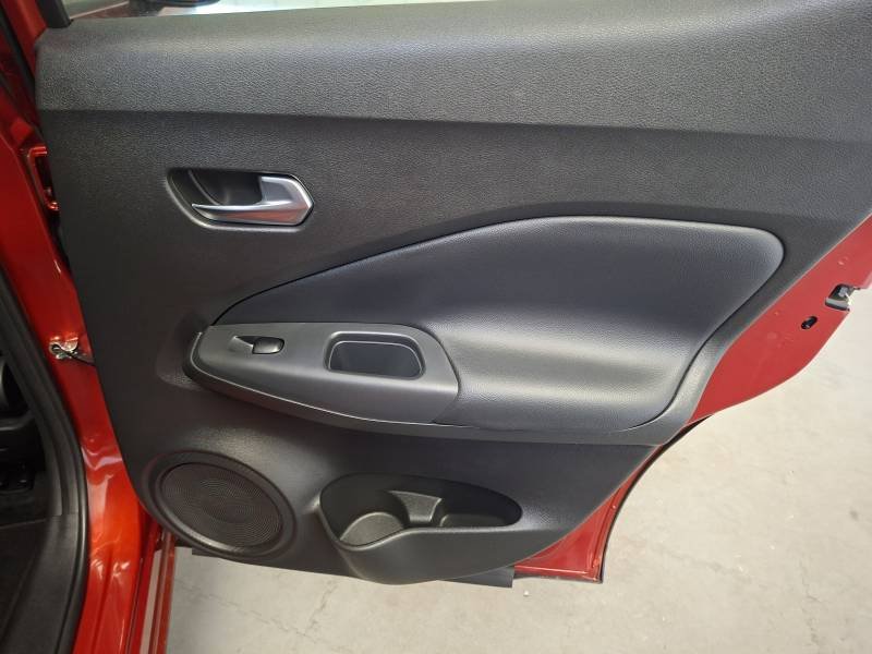 Nissan Juke - Photo 31