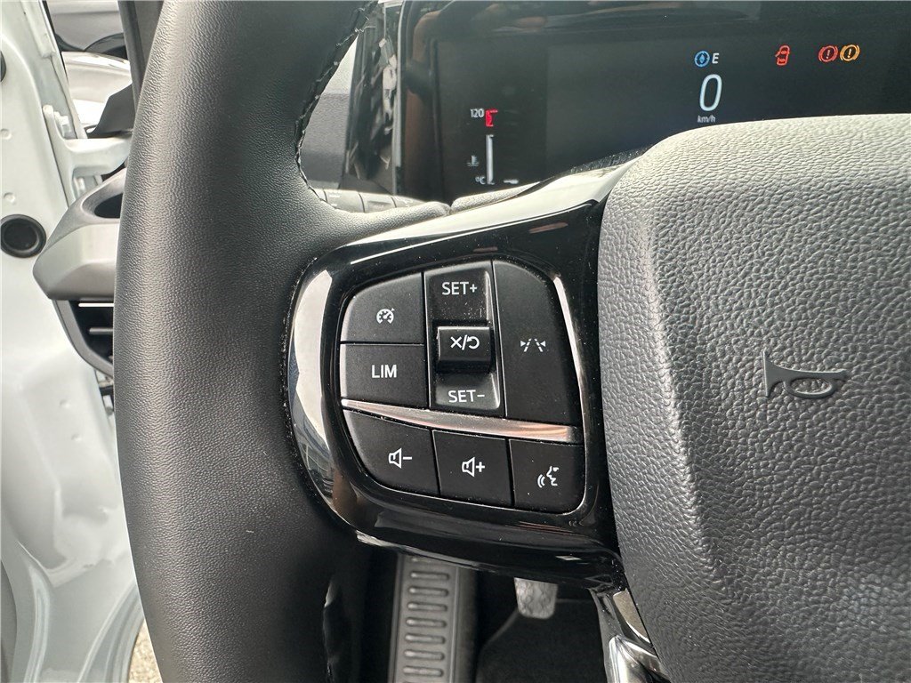 Ford Tourneo - Photo 13
