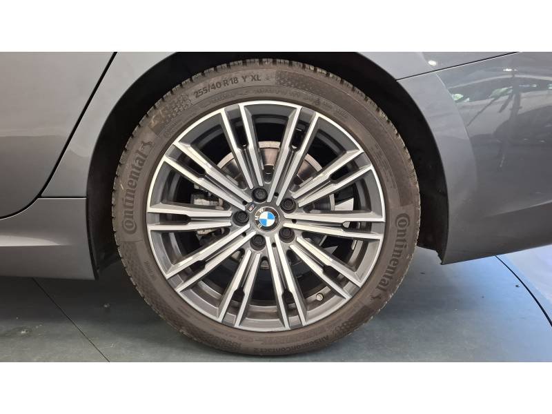 BMW Série 3 - Photo 8