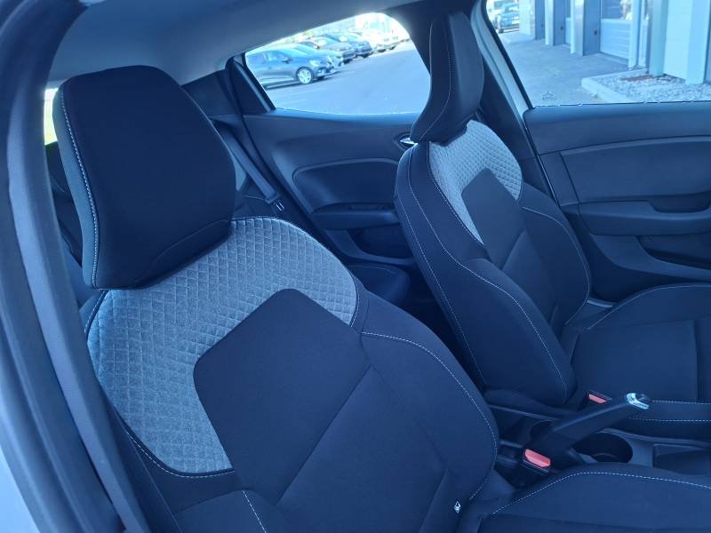Renault Clio - Photo 15
