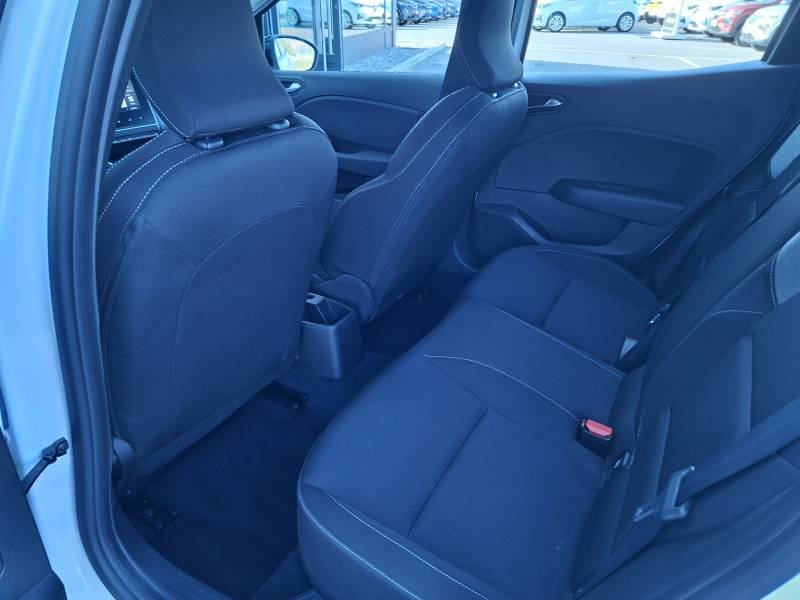 Renault Clio - Photo 18
