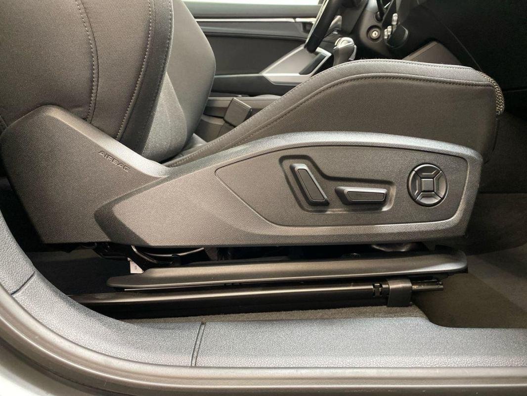 Audi Q3 - Photo 14