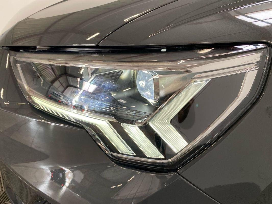 Audi Q3 - Photo 26