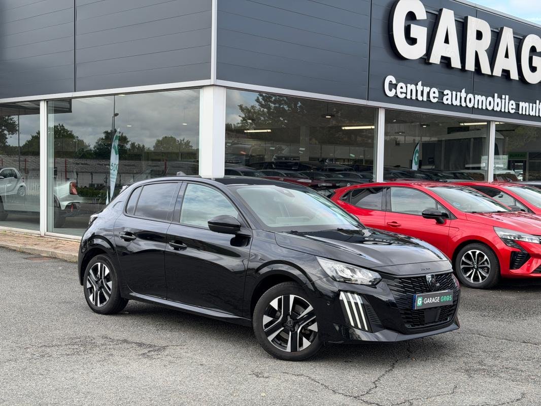 Peugeot 208 - Photo 1