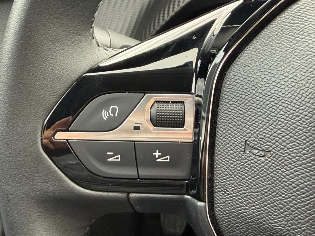 Peugeot 208 - Photo 18
