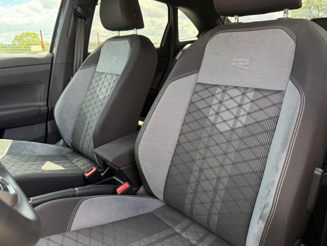 Volkswagen Taigo - Photo 11