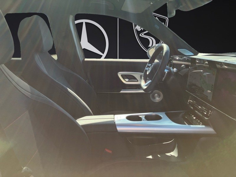 Mercedes GLB - Photo 15