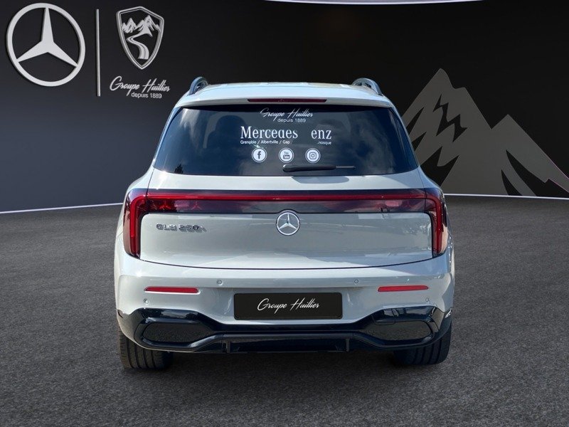 Mercedes GLB - Photo 4