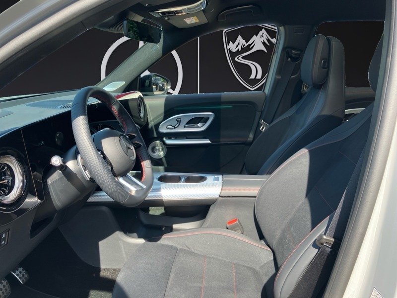 Mercedes GLB - Photo 9