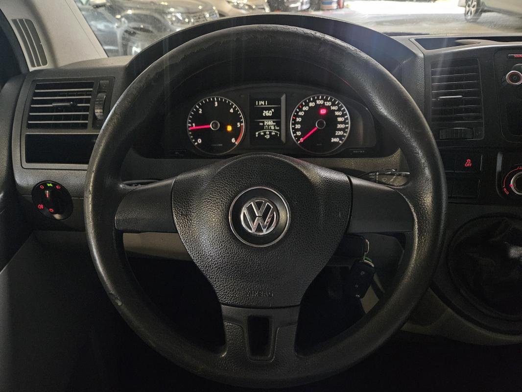 Volkswagen Transporter - Photo 18