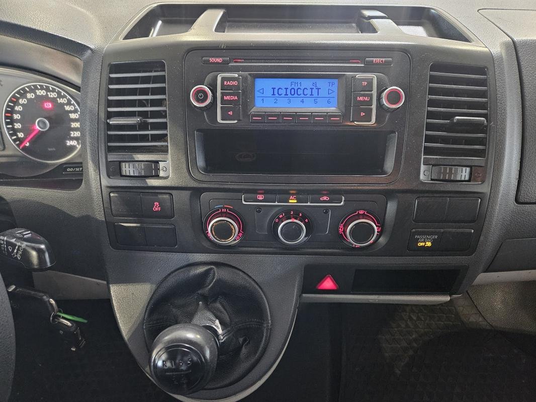 Volkswagen Transporter - Photo 20