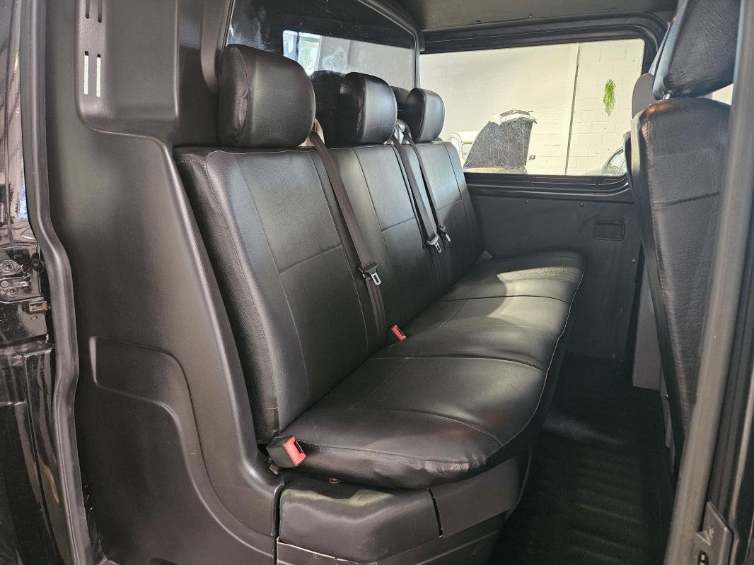 Volkswagen Transporter - Photo 21