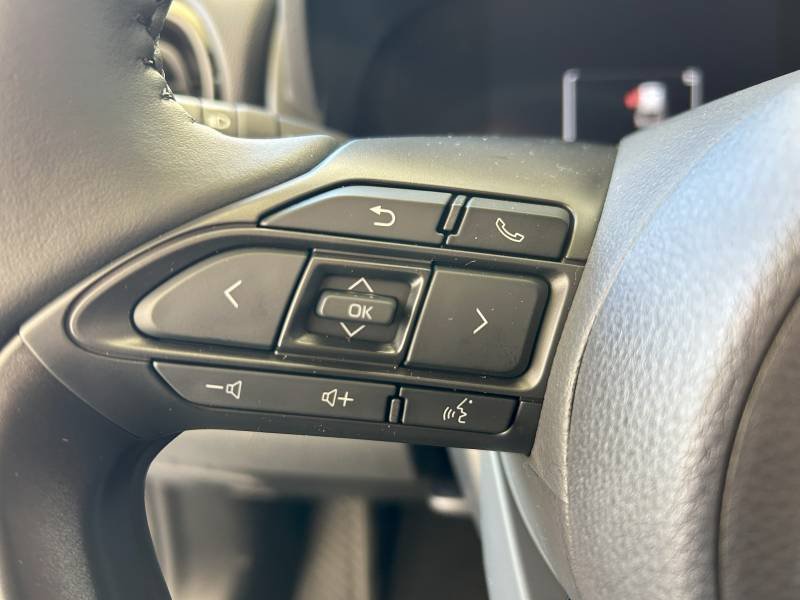 Toyota Yaris - Photo 11