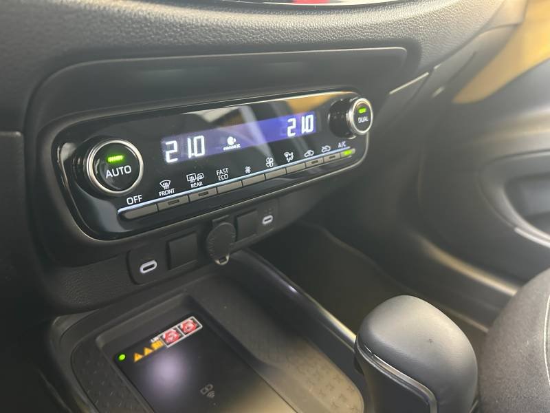 Toyota aygo x - Photo 18