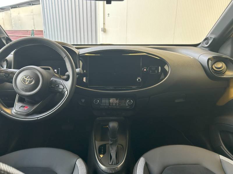 Toyota aygo x - Photo 9