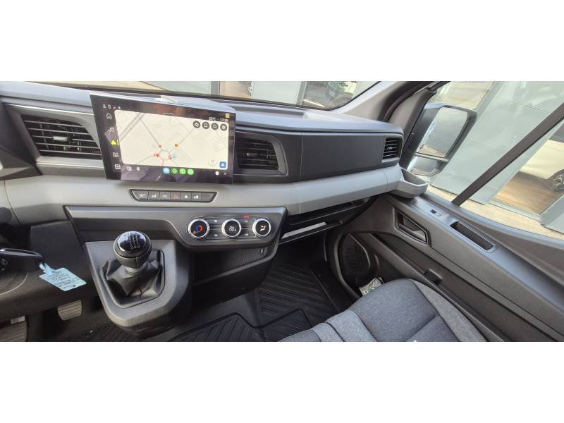 Nissan Interstar - Photo 11