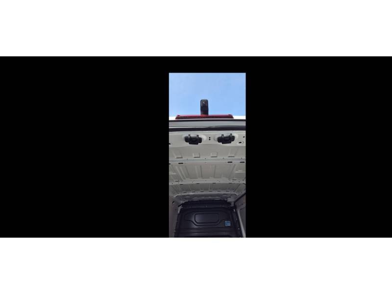 Nissan Interstar - Photo 17