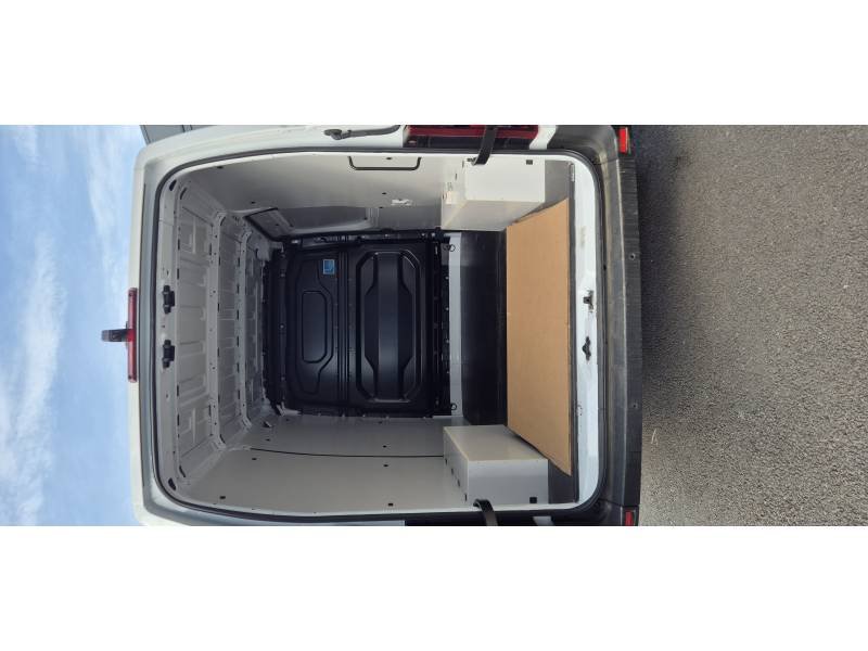 Nissan Interstar - Photo 21