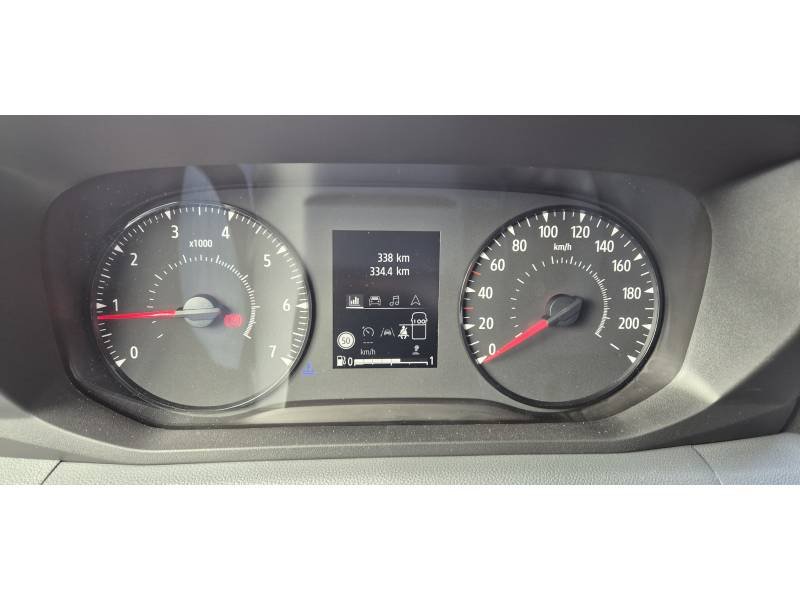 Nissan Interstar - Photo 30