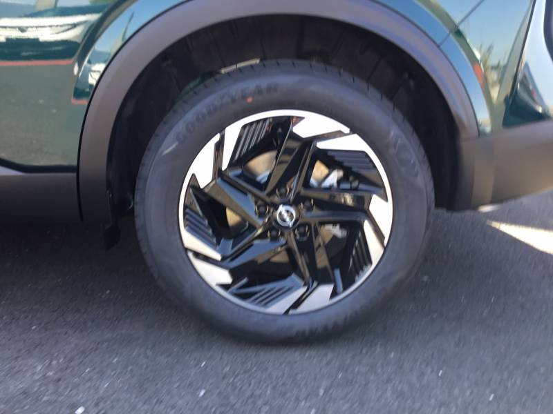 Nissan Qashqai - Photo 11