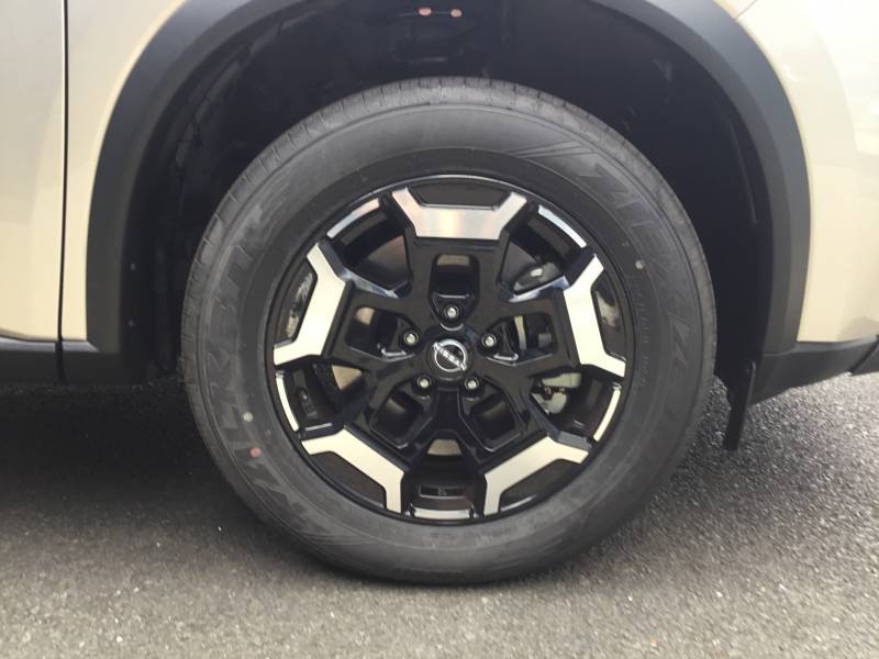 Nissan X-Trail - Photo 12