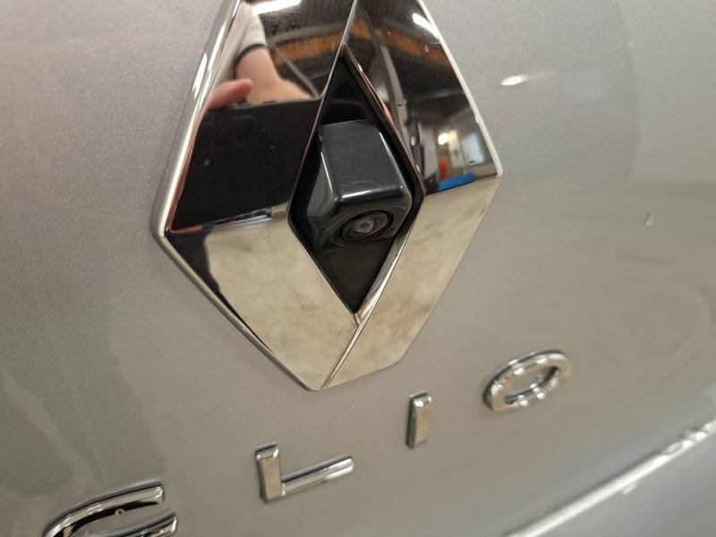 Renault Clio - Photo 23