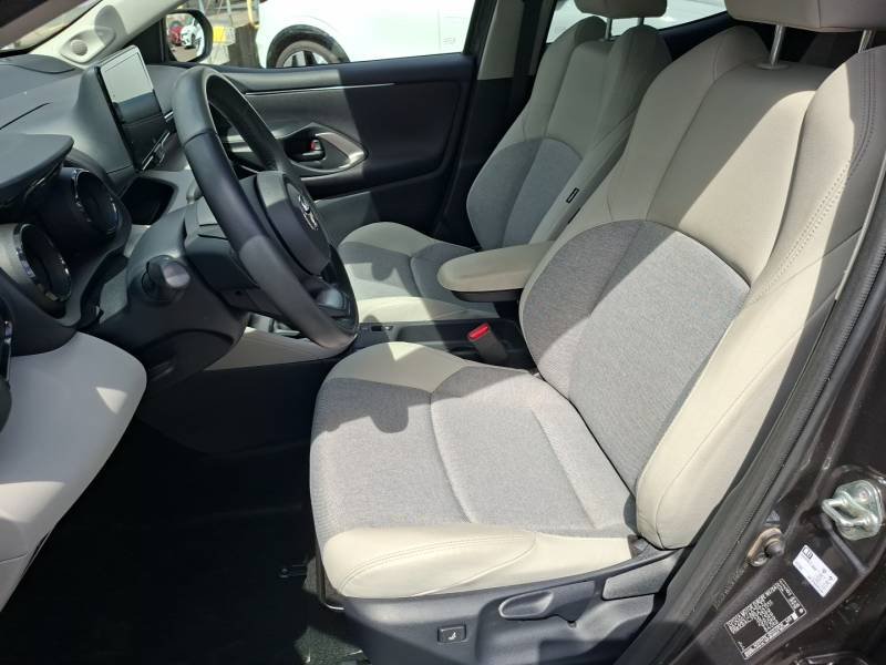 Toyota Yaris - Photo 24