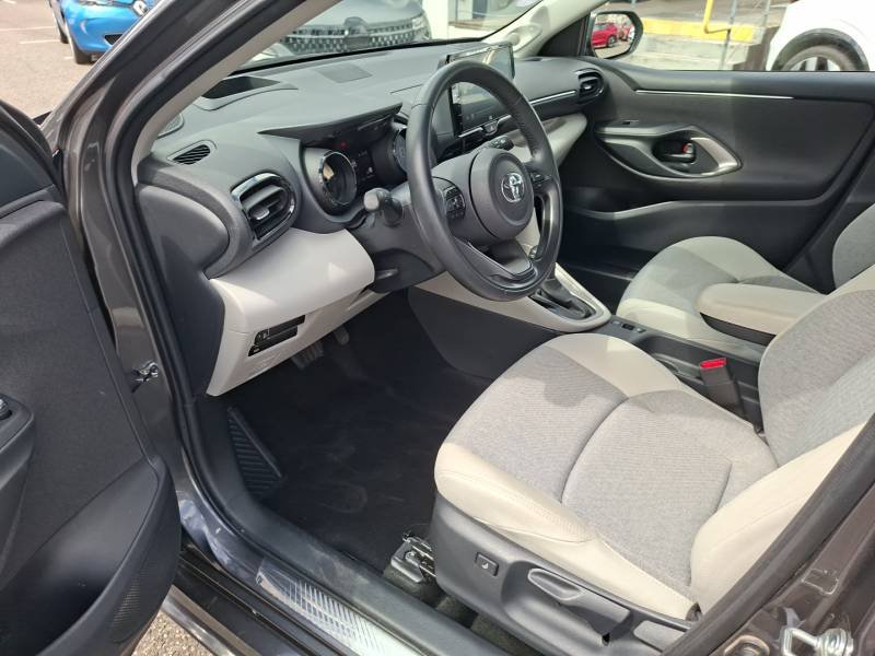 Toyota Yaris - Photo 10