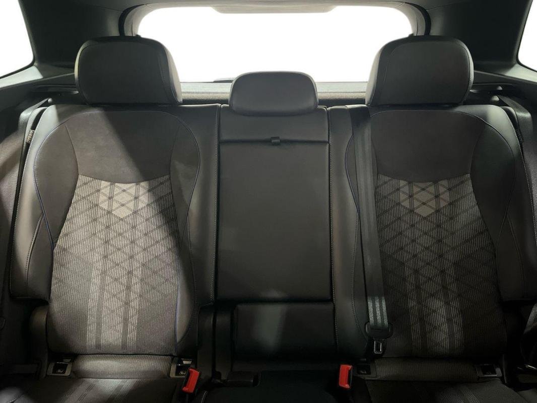 Volkswagen Tiguan - Photo 23