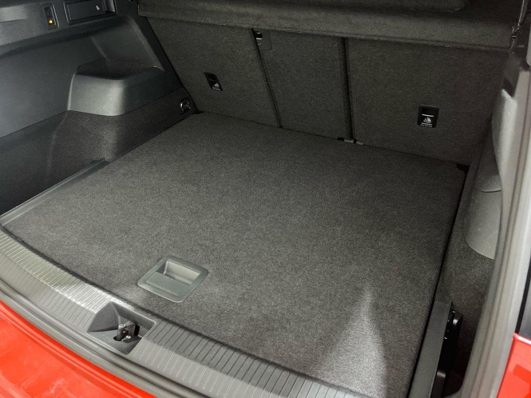 Volkswagen Tiguan - Photo 33