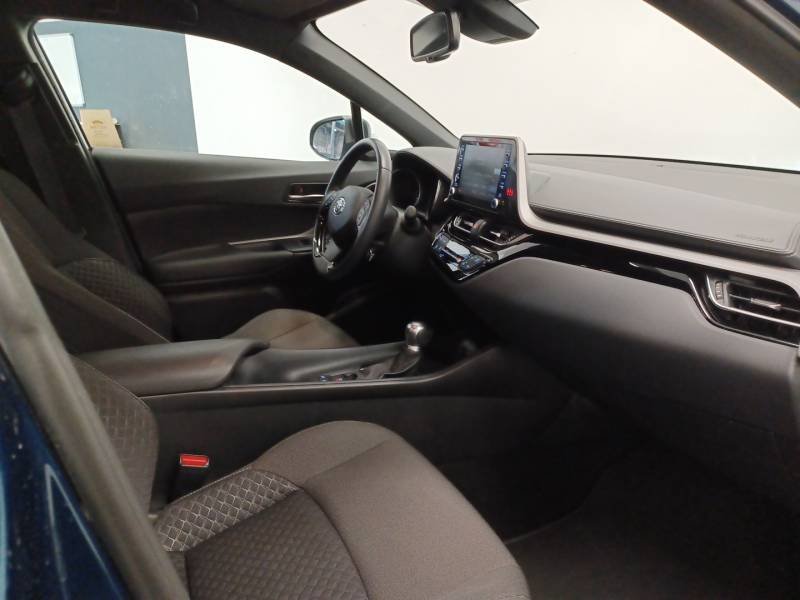 Toyota C-HR - Photo 12