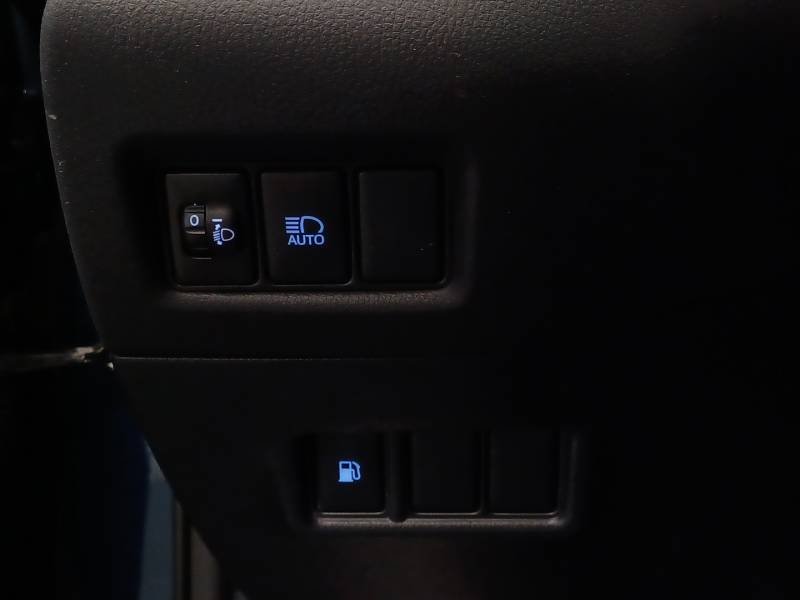 Toyota C-HR - Photo 24