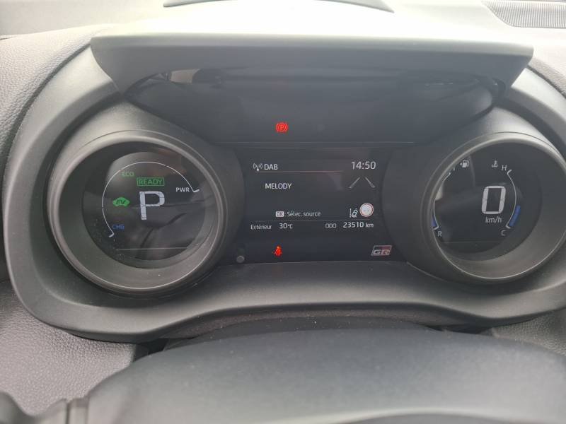 Toyota Yaris - Photo 16